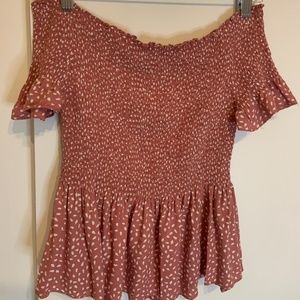 Mauve & White Polkadot Ruched Off-Shoulder Top